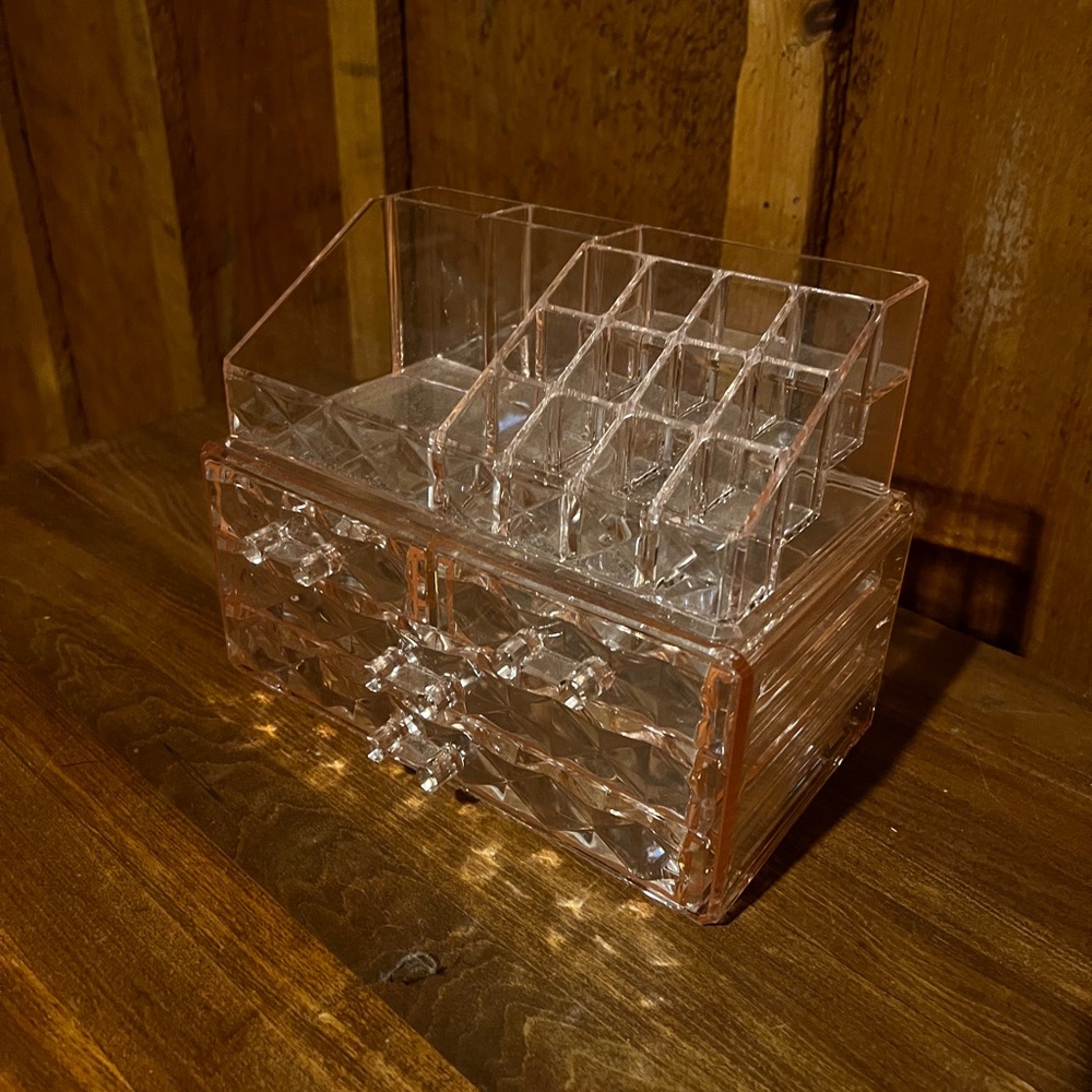 Clear pink Makeup Holder